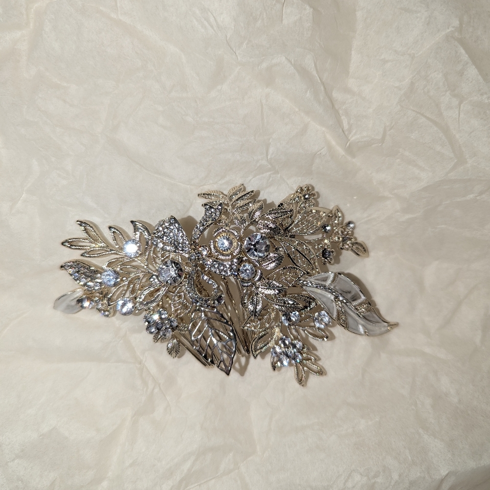 Bridal hair comb
